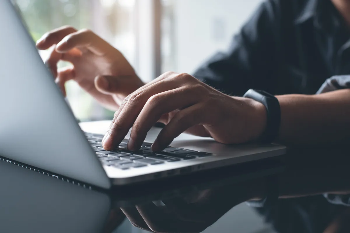 Marketing-Team arbeitet mit integrierten Daten